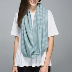 Lululemon Striped Vinyasa Convertible Scarf Menthol Heathered Slate